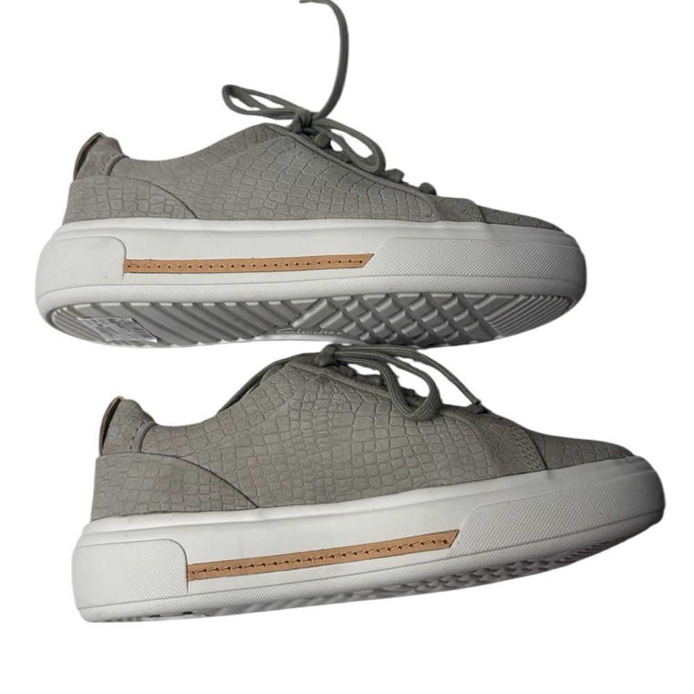 Clarks Women’s Hollyhock Walk Stone Interest. Size 7. NWOB. - Picture 3 of 8